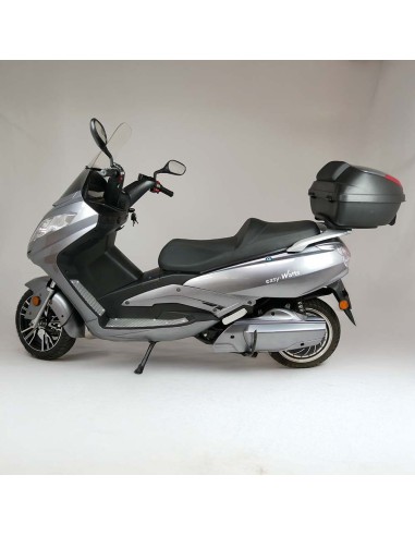 Scooter électrique d'occasion e-jet gris métallisé + top case