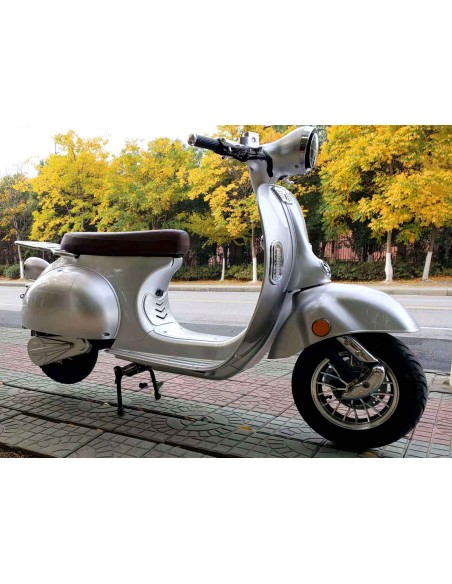 Beau scooter électrique