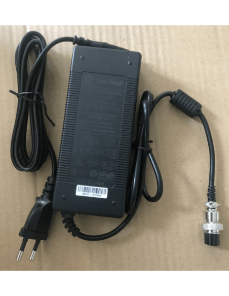 chargeur e-nova
