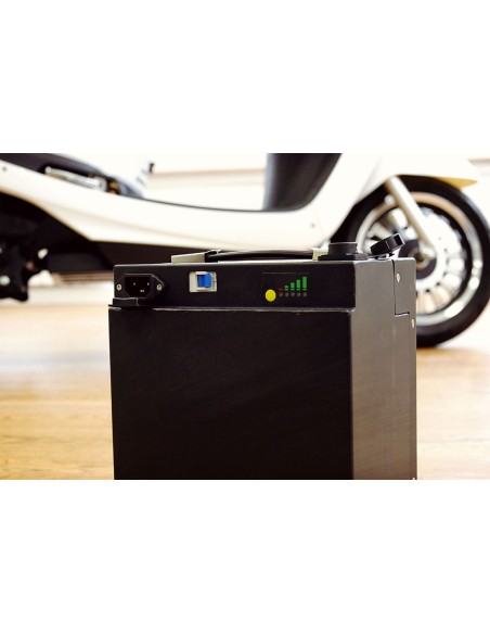 Batterie amovible scoot électrique temps de chargement 4 heures