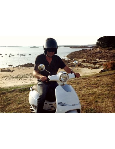 Scooter 100% électrique plage