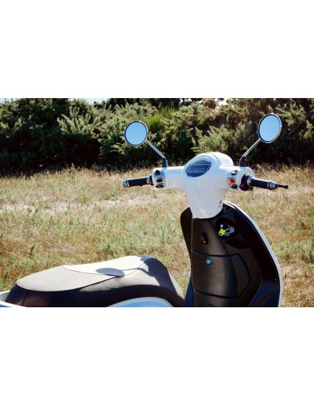 Scooter vintage électrique e-swan blanc