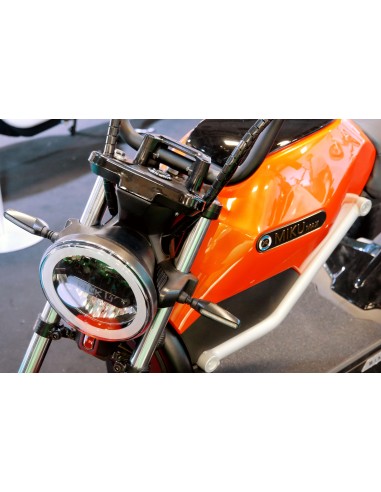 Moto e-miku max phare 50 cc 45 km/h